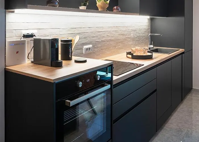 Seaside View - Family & Friends * Pula